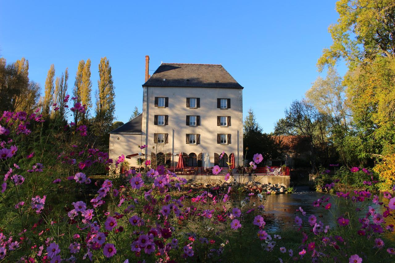 Logis Le Moulin Fleuri Hotel Veigné Екстериор снимка